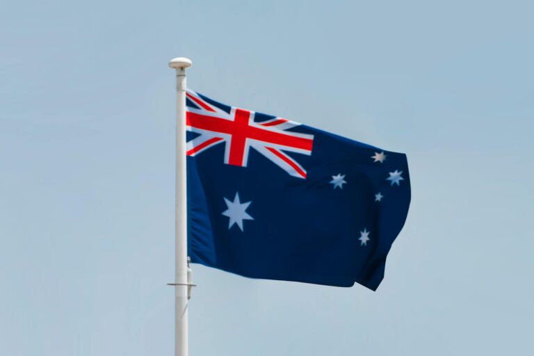 Australian national flag flying in Canberra — Véurr Financial Planning specialist advice for Australian Defence Force members on DFRDB, MSBS, and ADF Super retirement planning